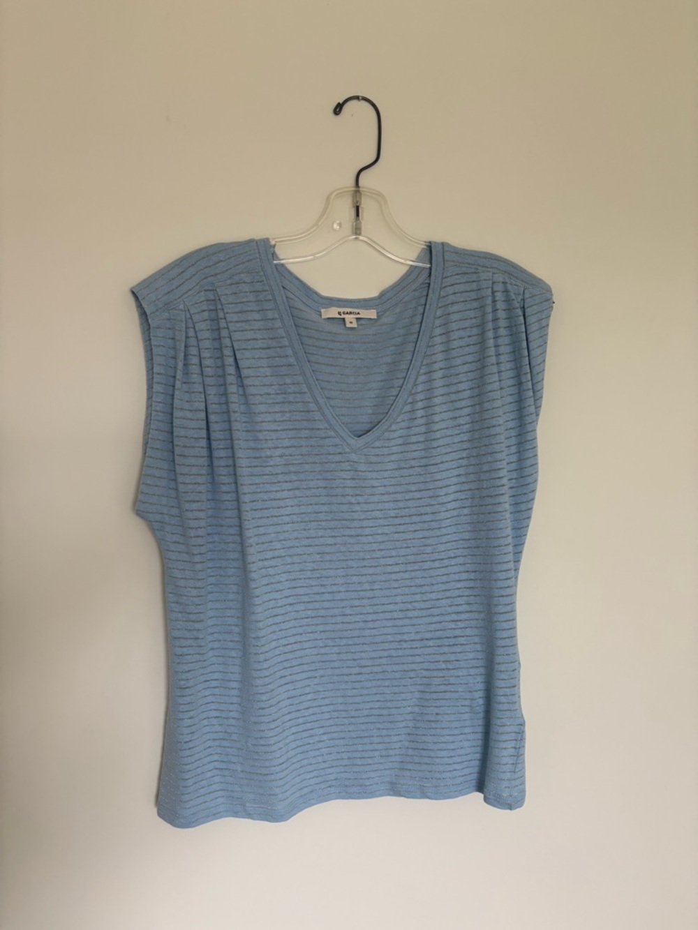 Garcia Sky Blue V-Neck Tee Linen Blend Sparkly Stripes M